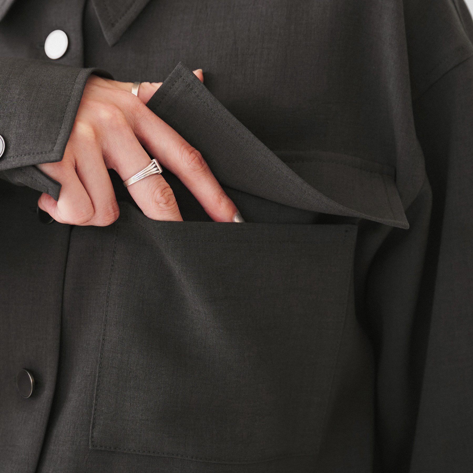 UNTITLED「【朝比奈 彩&times;Oggi&times;UNTITLED スペシャルコラボ】シャツカラーオールインワン」|オールインワン|