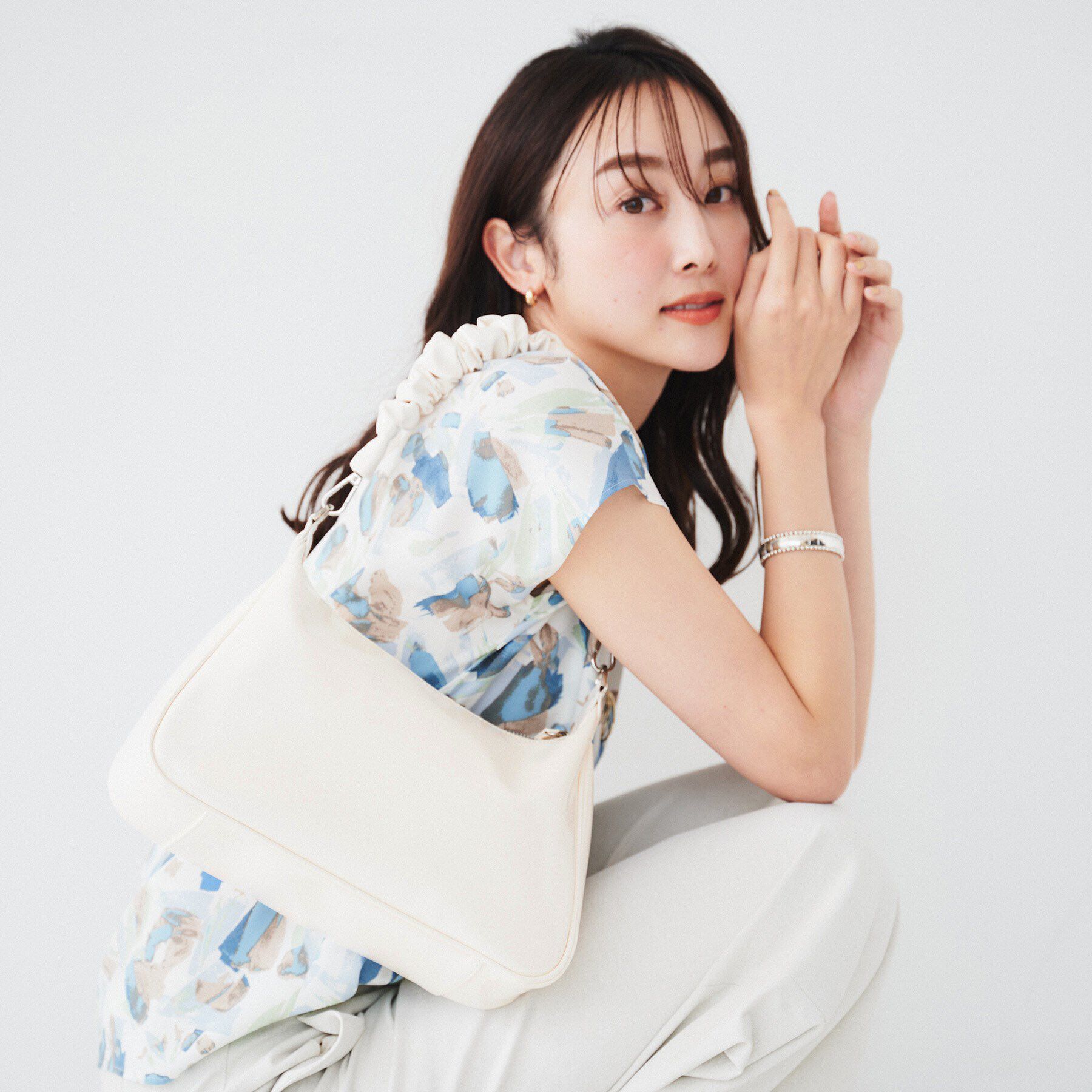 UNTITLED「エナメルシャーリングハンドバッグ」|ハンドバッグ|