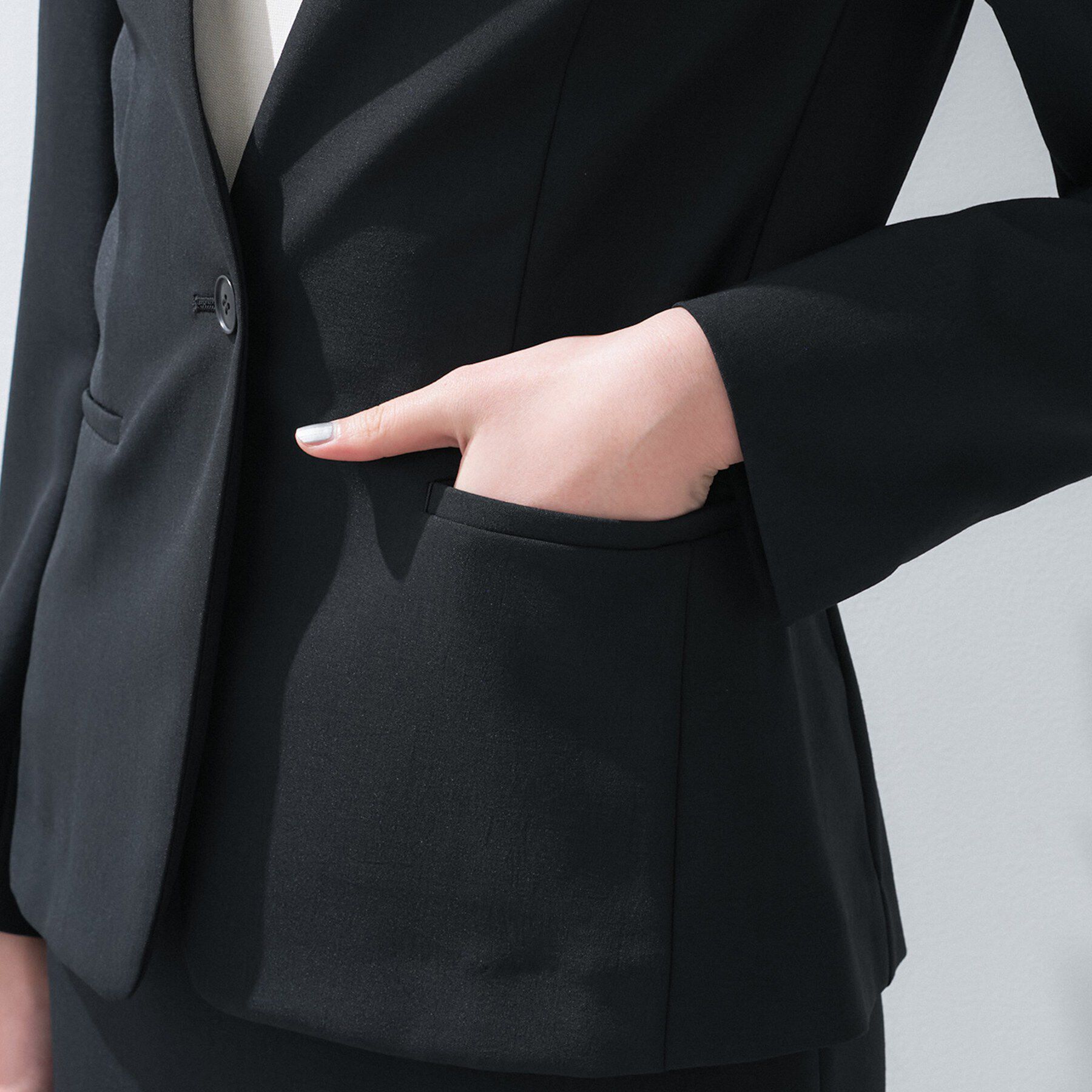 INDIVI「【定番スーツ／UVケア／洗える】ウール調ノーカラージャケット」|スーツ|