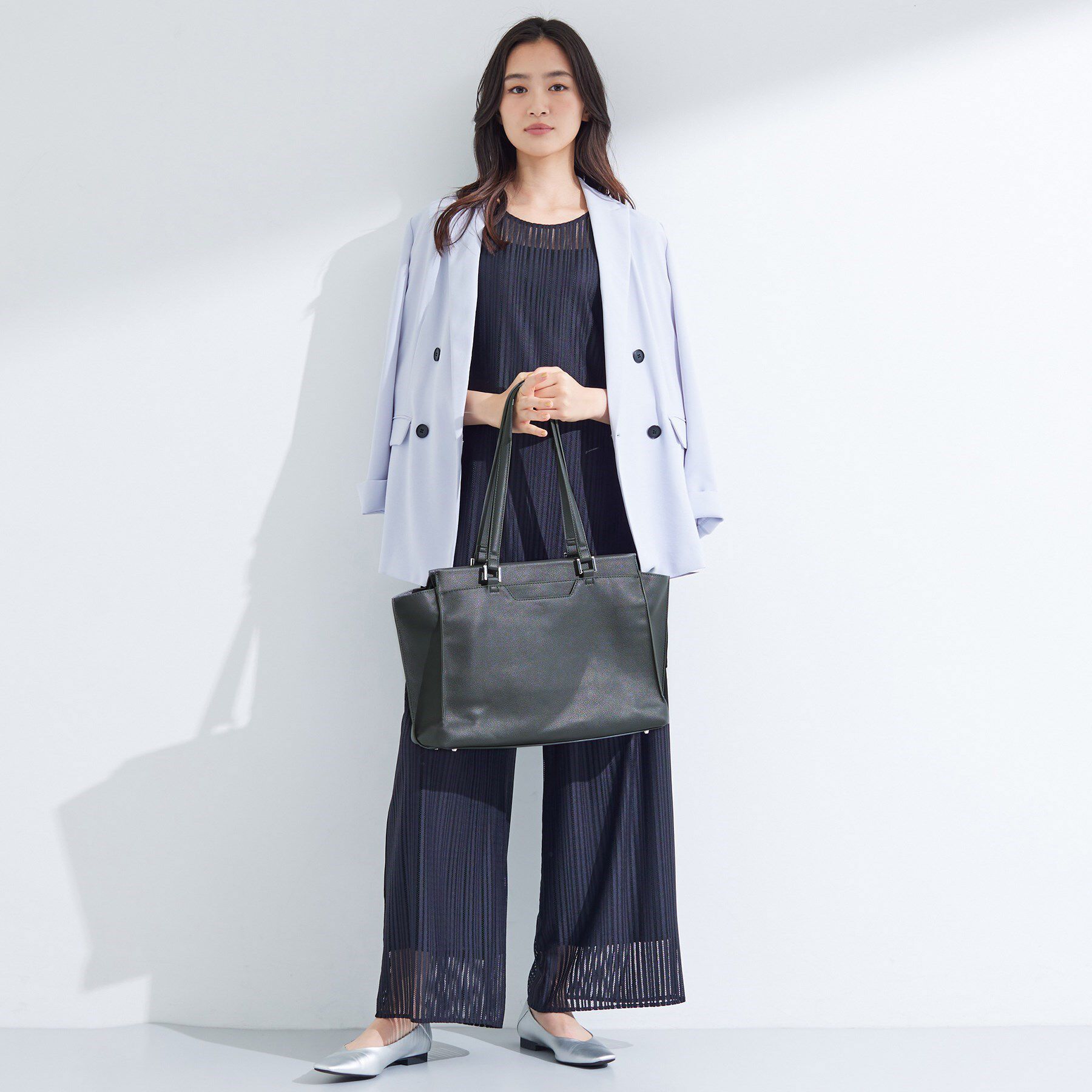 INDIVI「【収納力◎／A4サイズ対応】シゴデキバッグ」|トートバッグ|チャコールグレー(0