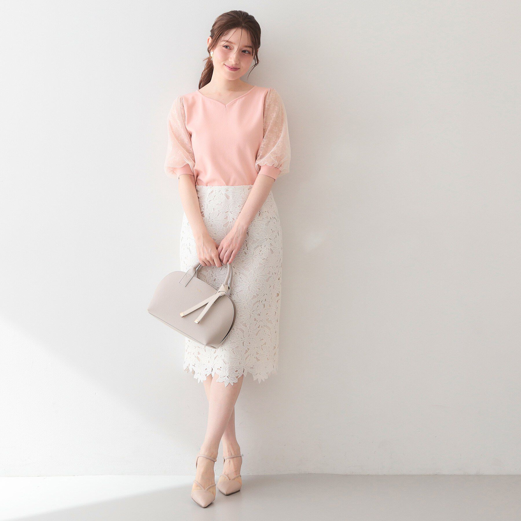 index「レーススリーブハートネックニット【洗濯機OK/UVケア/抗ピル】《XS～LL》」|ニット・セーター|