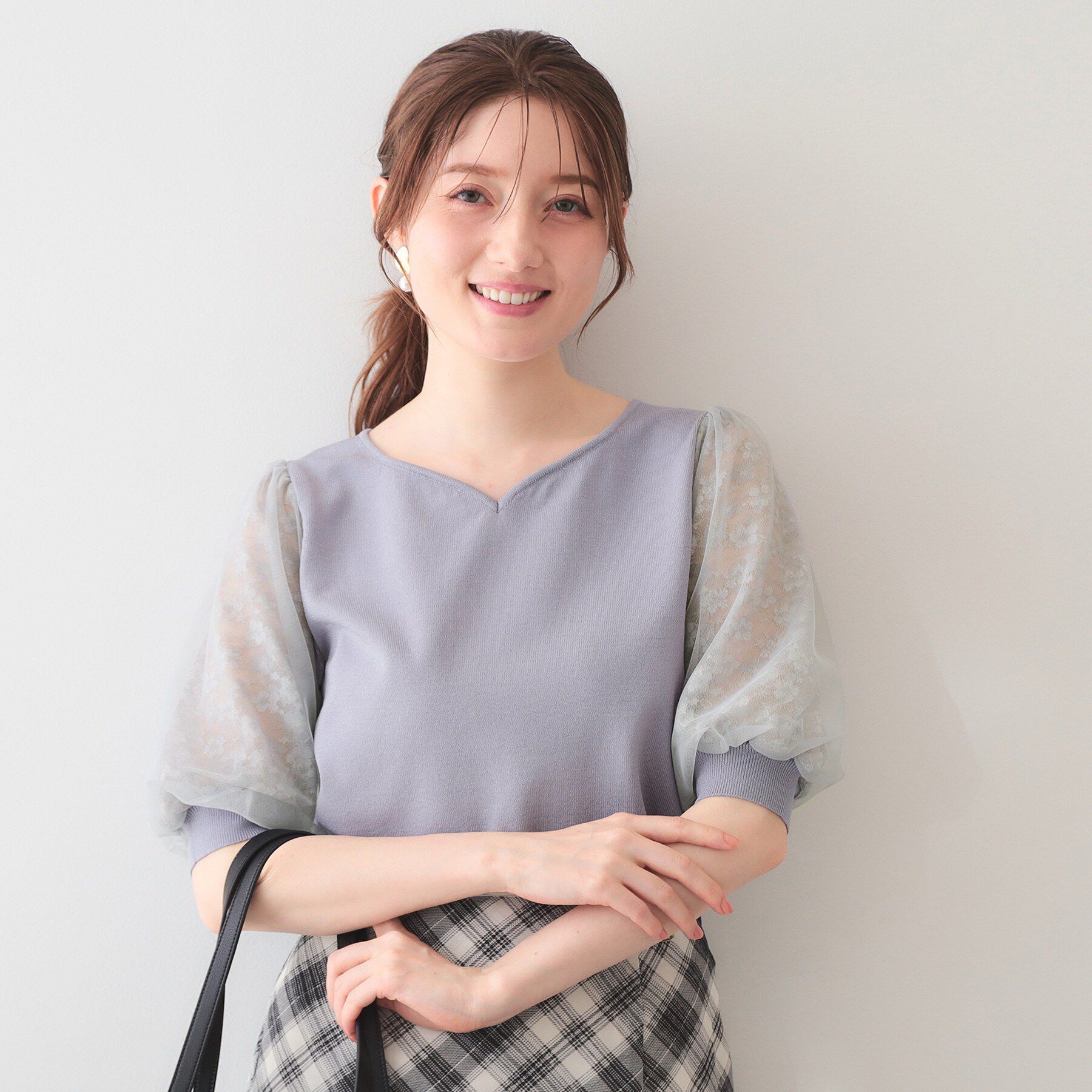 index「レーススリーブハートネックニット【洗濯機OK/UVケア/抗ピル】《XS～LL》」|ニット・セーター|ブルー(091)