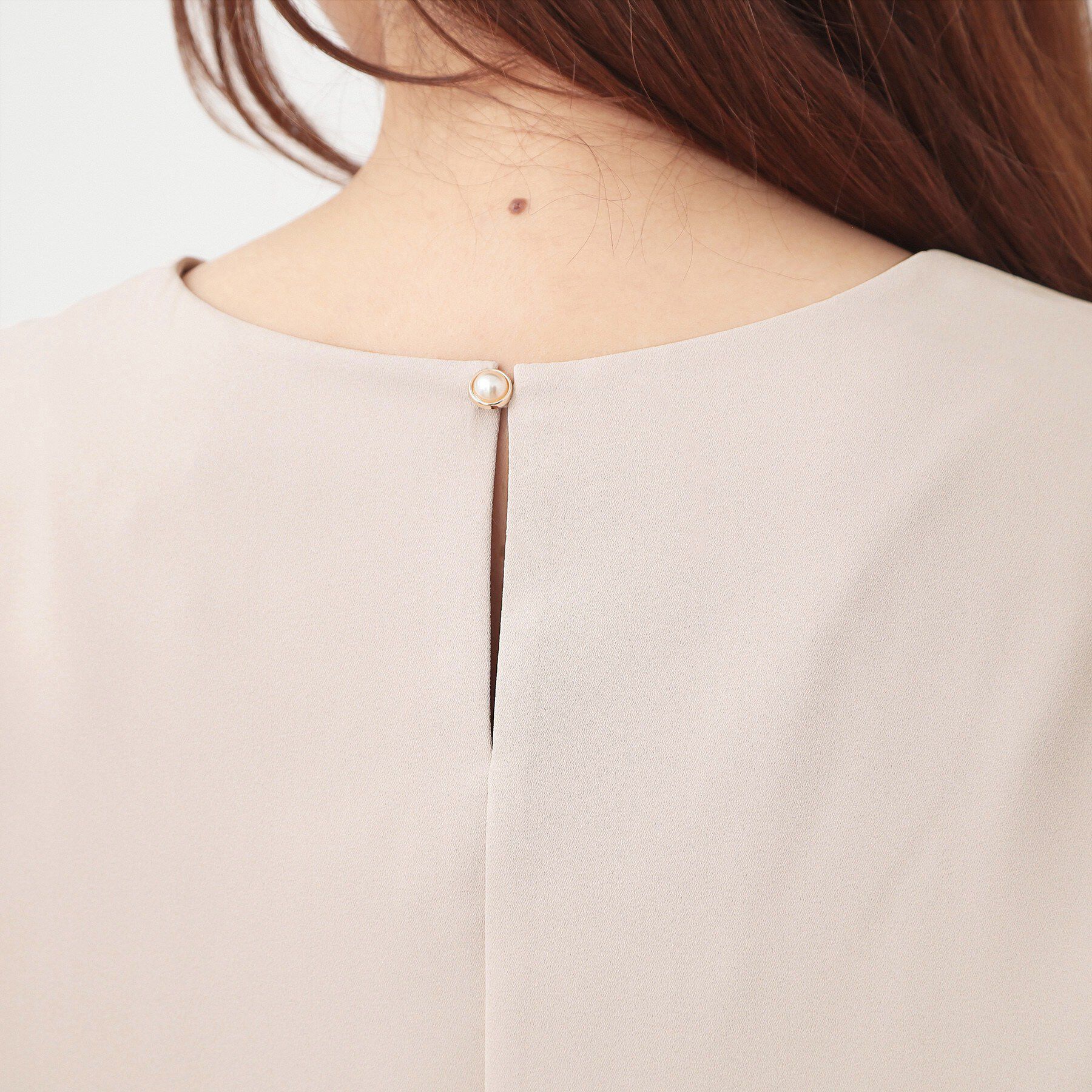 index「フリルフレアスリーブブラウス【洗濯機OK／UVケア／吸水速乾／透け防止／汗ジミ防止】」|シャツ・ブラウス|