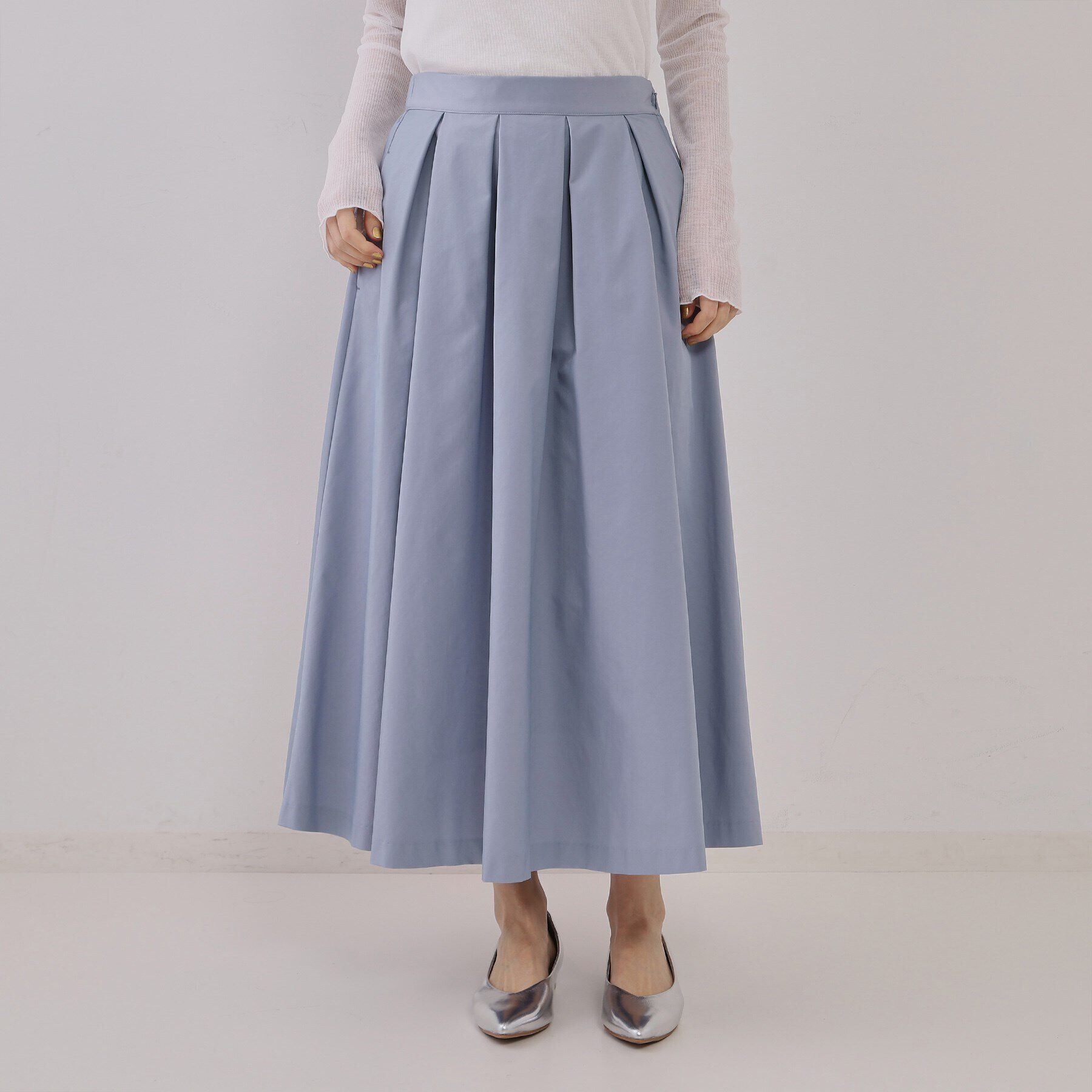 OPAQUE.CLIP「シャンブレータックフレアスカート【洗濯機洗い可】」|スカート|