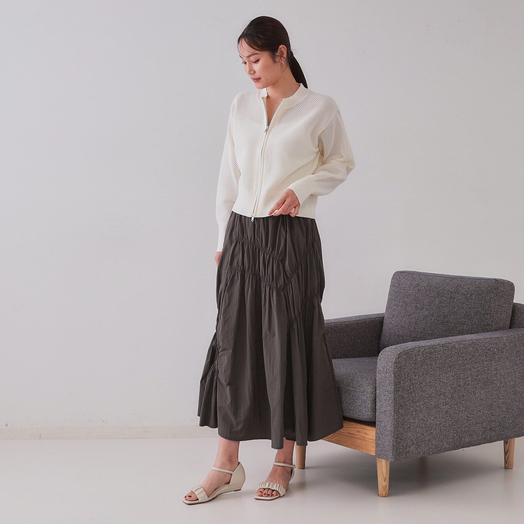 OPAQUE.CLIP「シャーリングアシメフレアスカート【洗濯機洗い可】」|スカート|