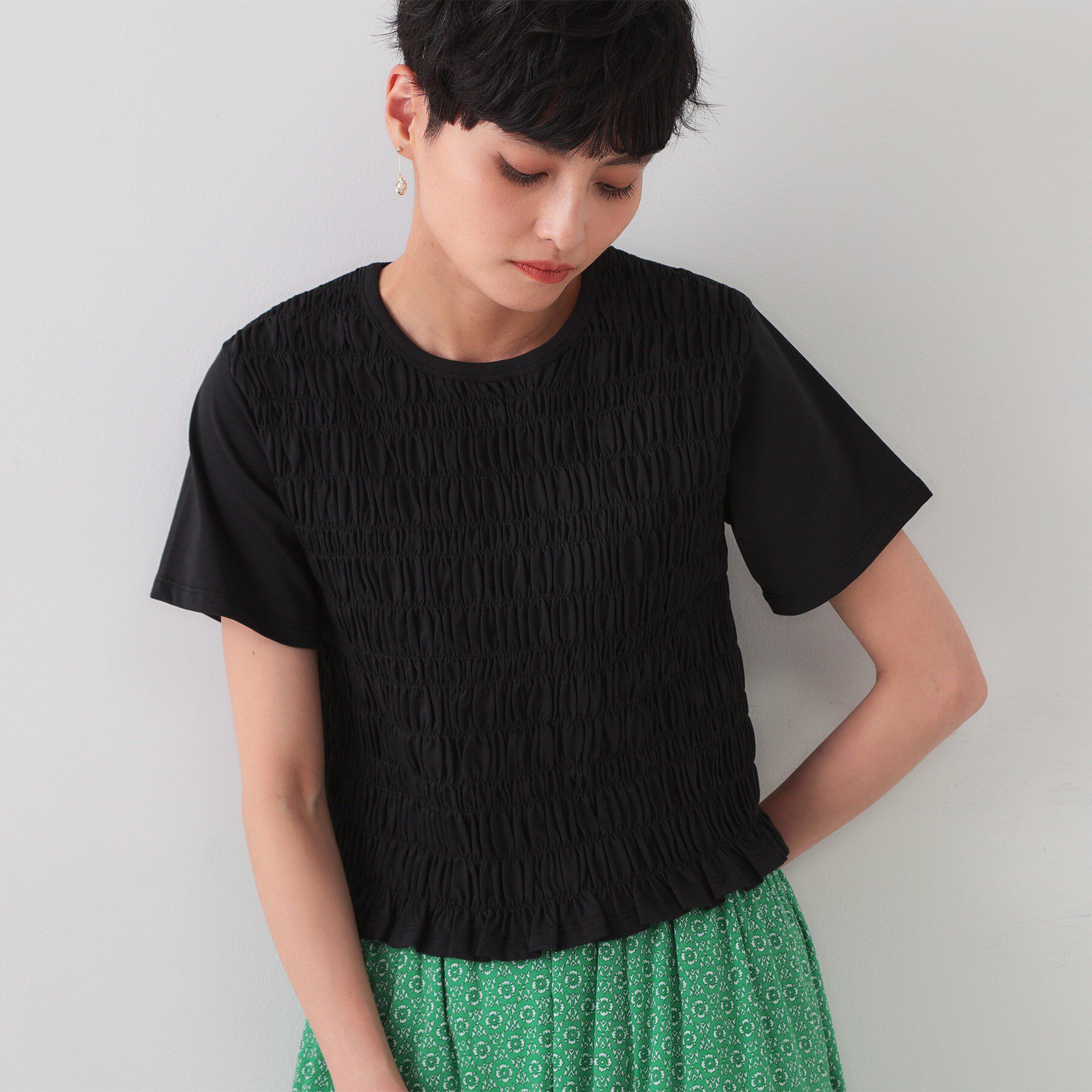 OPAQUE.CLIP「シャーリングショートTシャツ【洗濯機洗い可】」|Tシャツ・カットソー|ブラック(019)