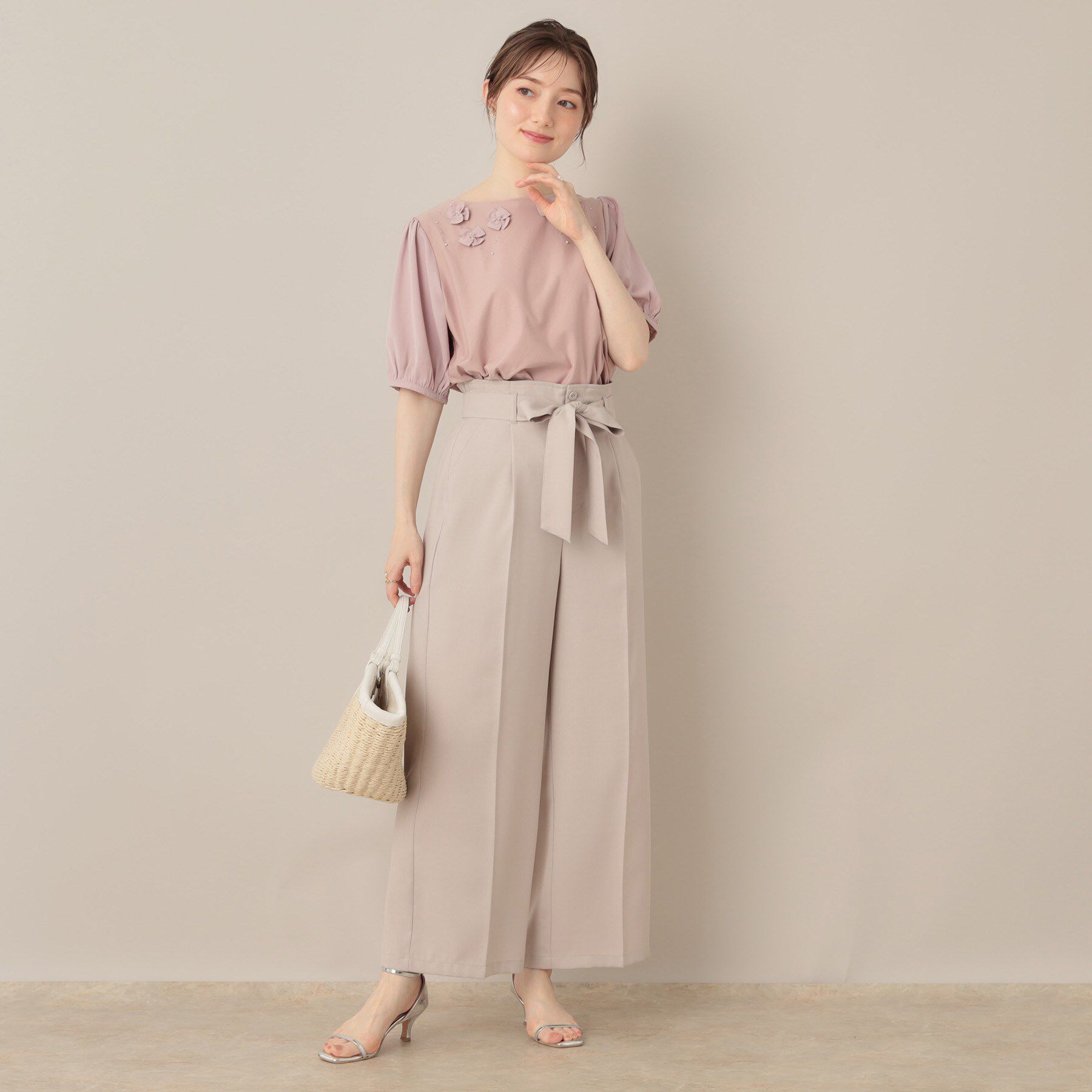 Couture broach「【接触冷感・UVカット】シフォンフラワーエンブロドッキングカットソー」|Tシャツ・カットソー|