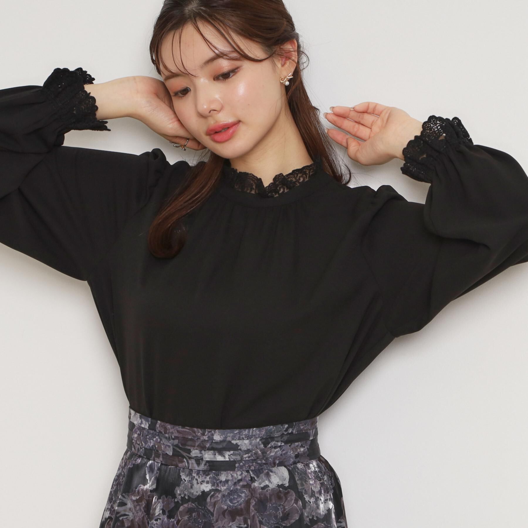 Couture broach「【2WAY・ハレの日・通勤】エンブロレースブラウス」|シャツ・ブラウス|ブラック(019)