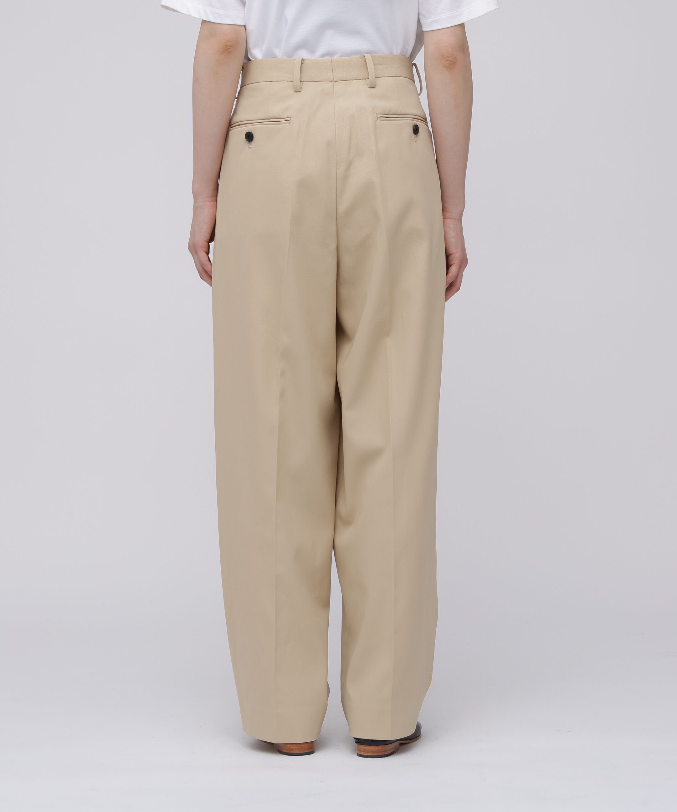 YLEVE 「YLEVE / HIGH TWISTED COTTON GABA TROUSERS」|その他|