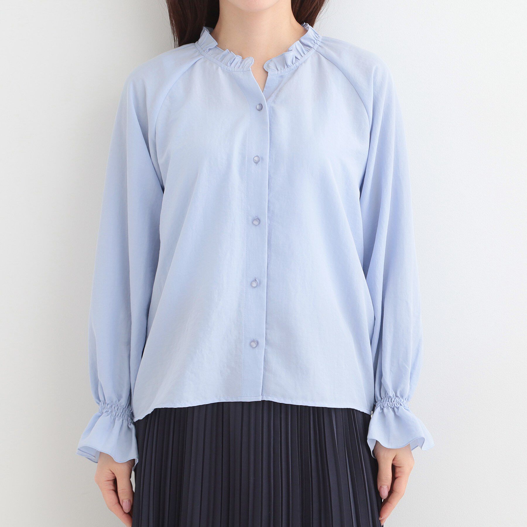 SHOO･LA･RUE「【洗濯後しわになりにくい/S-LL/UV】1枚で華やか　フリル使いがポイント　柔らかブラウス」|シャツ・ブラウス|