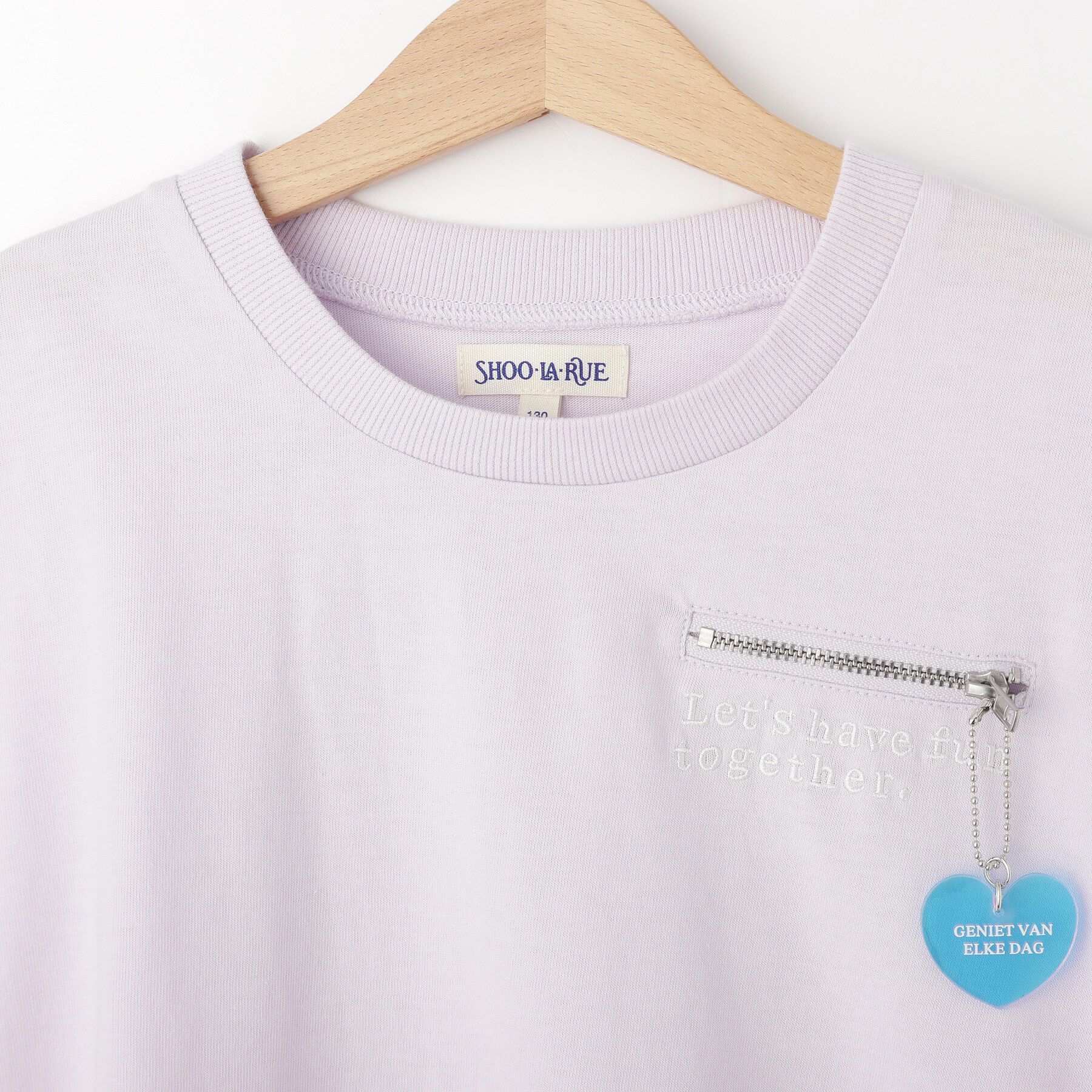 SHOO･LA･RUE「【130-150cm】チャーム付きTシャツ」|Tシャツ・カットソー|