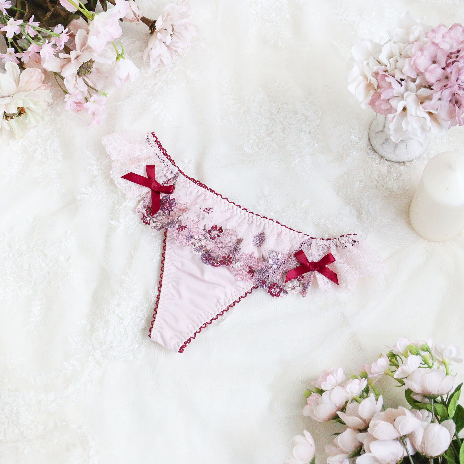 Risa Magli「アレッタ Tバックショーツ」|インナー|ピンク(071)