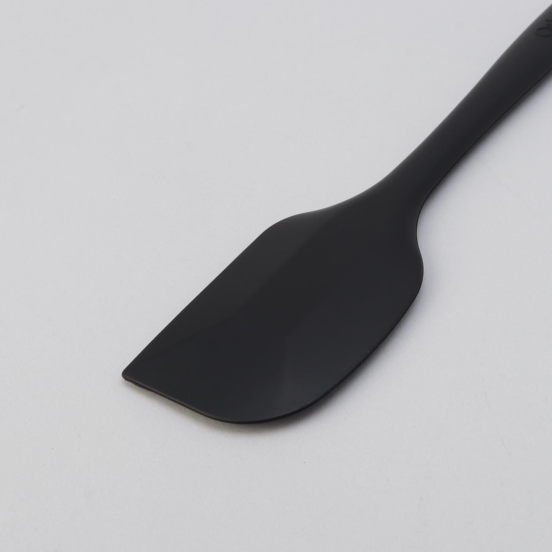 212 KITCHEN STORE「シリコーンゴムヘラ 大 BK ＜Cake Land ケーキランド＞」|食器・キッチングッズ|