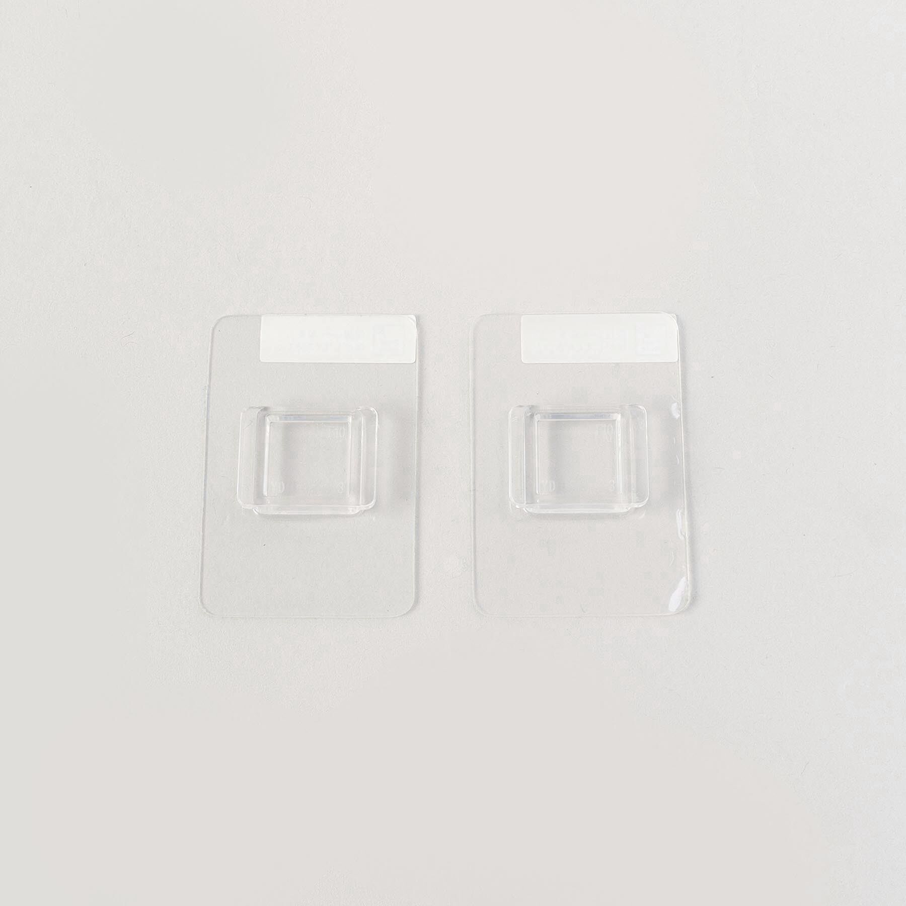 212 KITCHEN STORE「フィルムフック差し込み式歯ブラシ＆チューブホルダー W4 2個組 WH 山崎実業 ＜tower タワ」|食器・キッチングッズ|