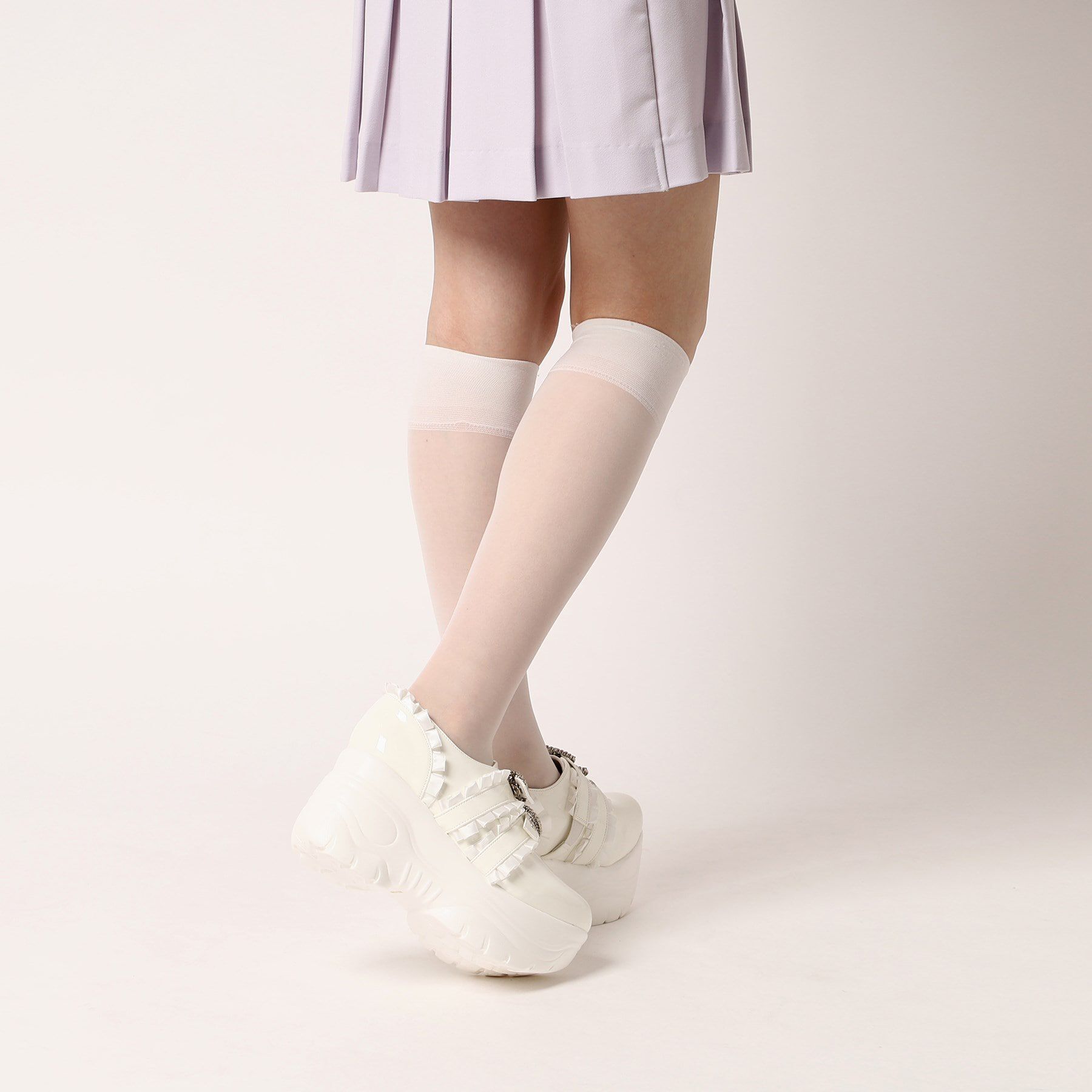 csT&P「厚底キラキラビジュー付きスニーカー」|スニーカー|