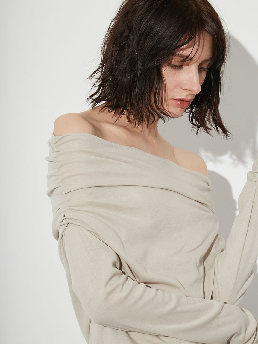 styling/「オフショルダーカットトップス」|Tシャツ・カットソー|