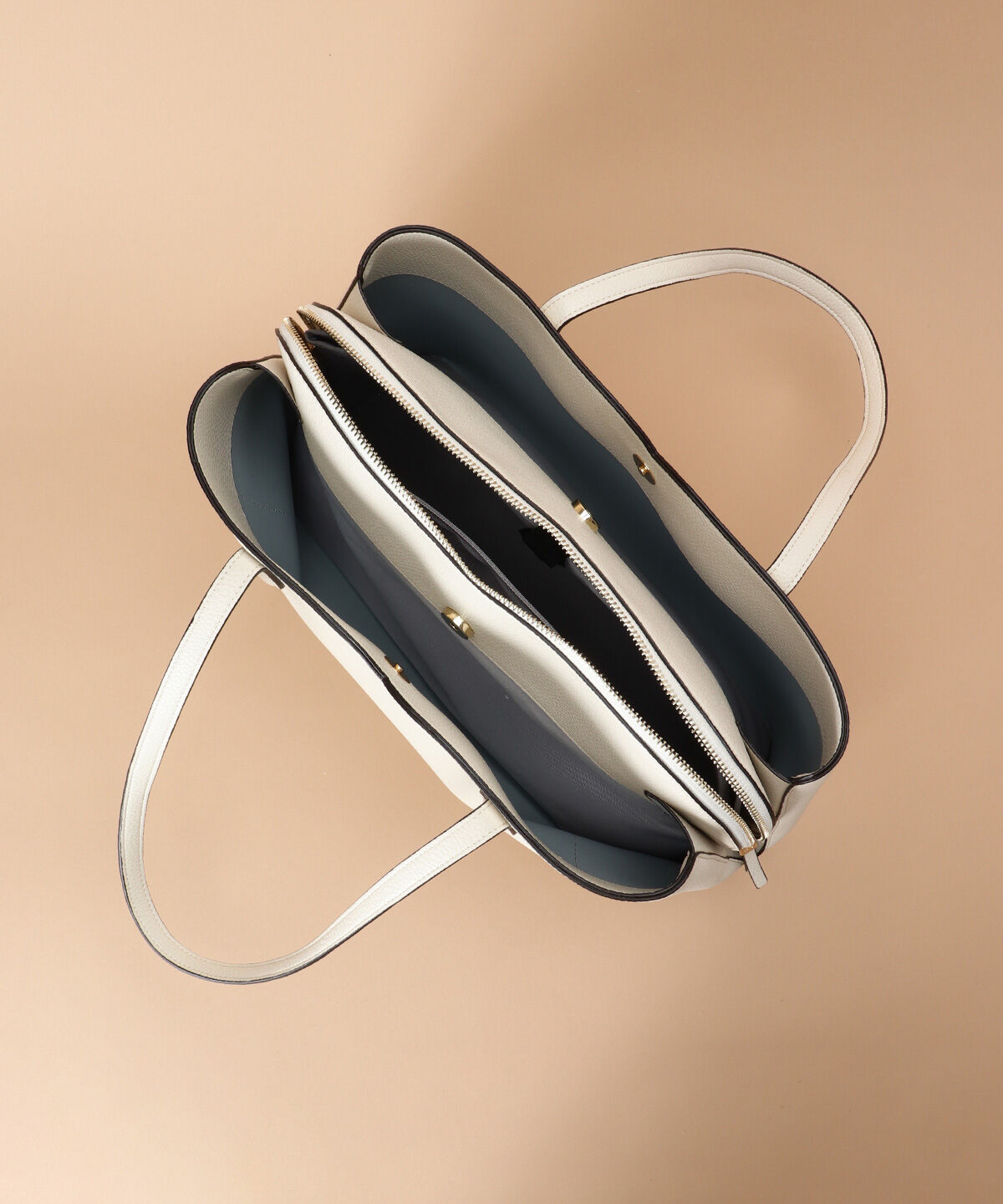 Samantha Thavasa「ウェーブデザインカッティングトートーバッグ」|トートバッグ|