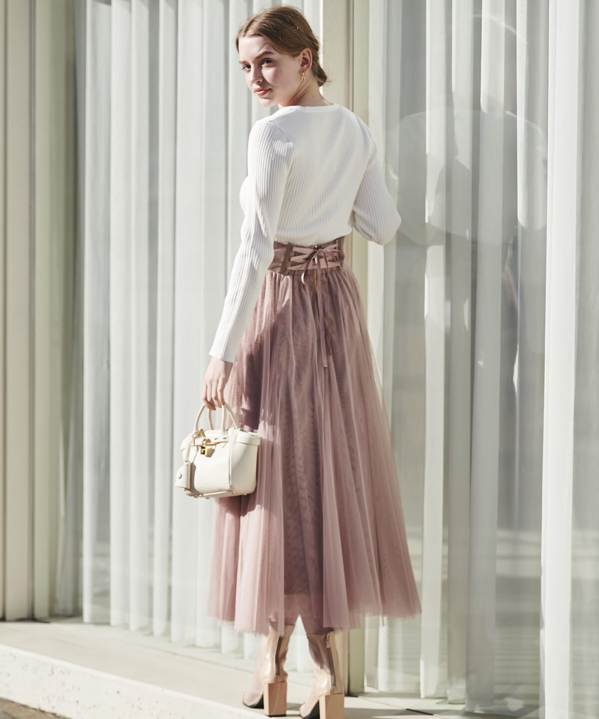 アンドクチュール「フロントホックビスチェライクプルオーバー」|ニット・セーター|