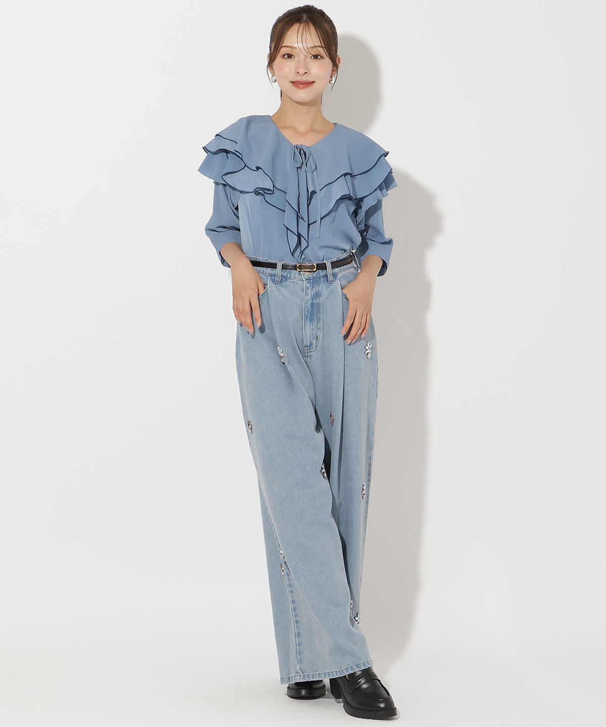 アンドクチュール「ラッフルハーフスリーブブラウス」|シャツ・ブラウス|