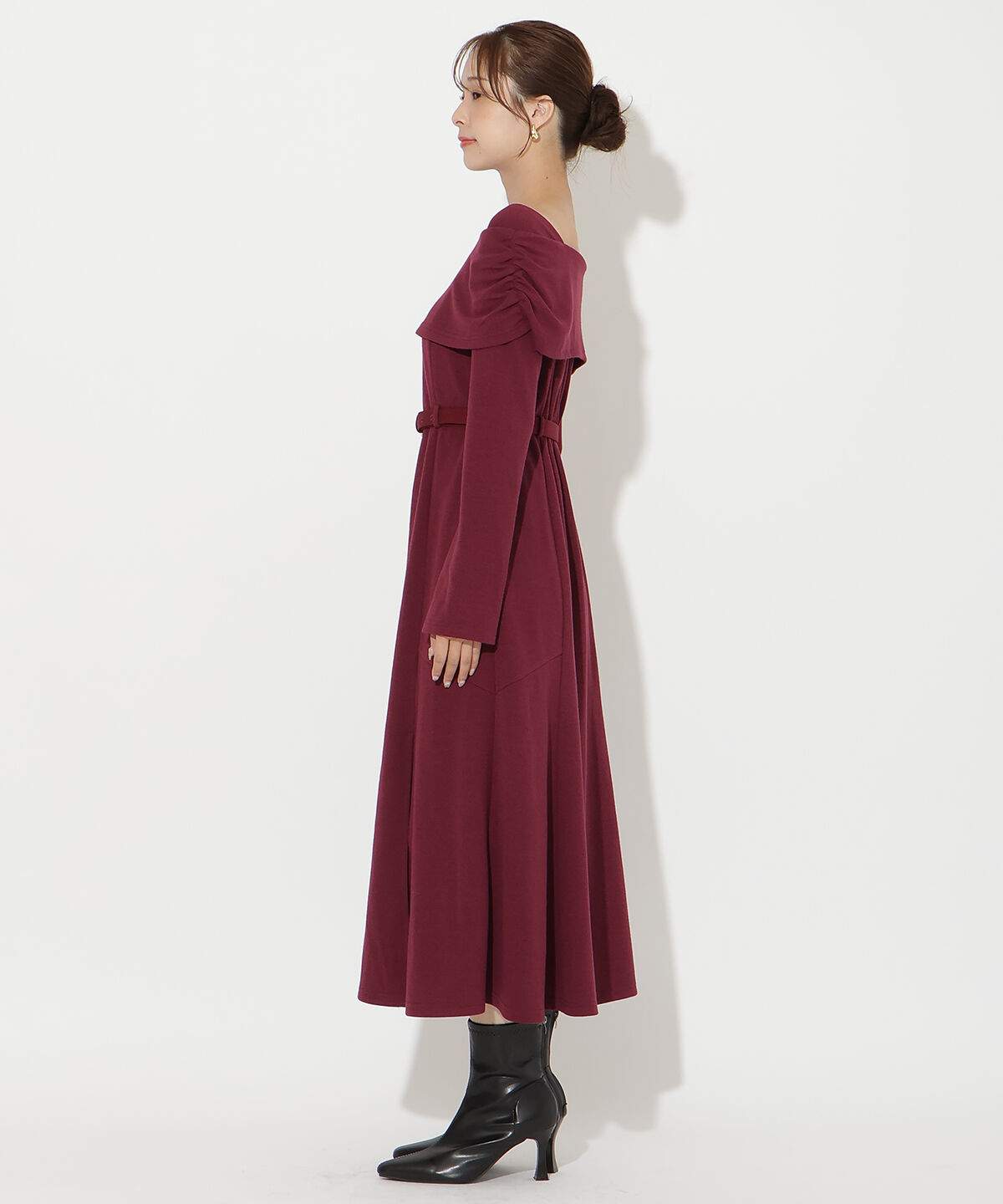 アンドクチュール「ベルト付きオフショルカットワンピース」|ワンピース|