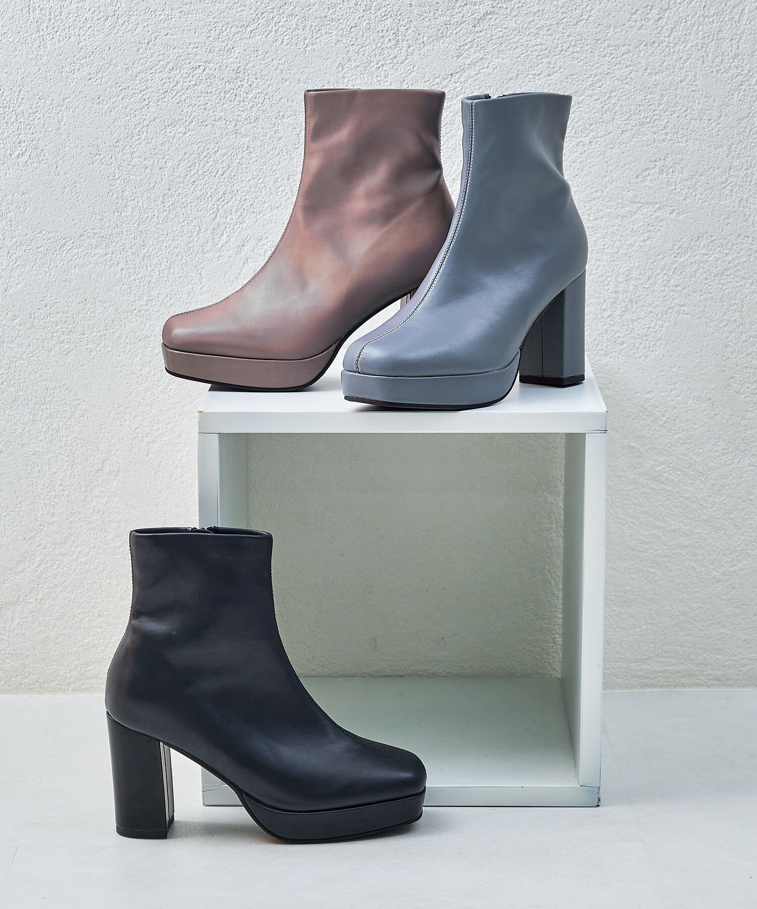 ORiental TRaffic「プラットフォームヒールショートブーツ/41422」|ショートブーツ|BLUE