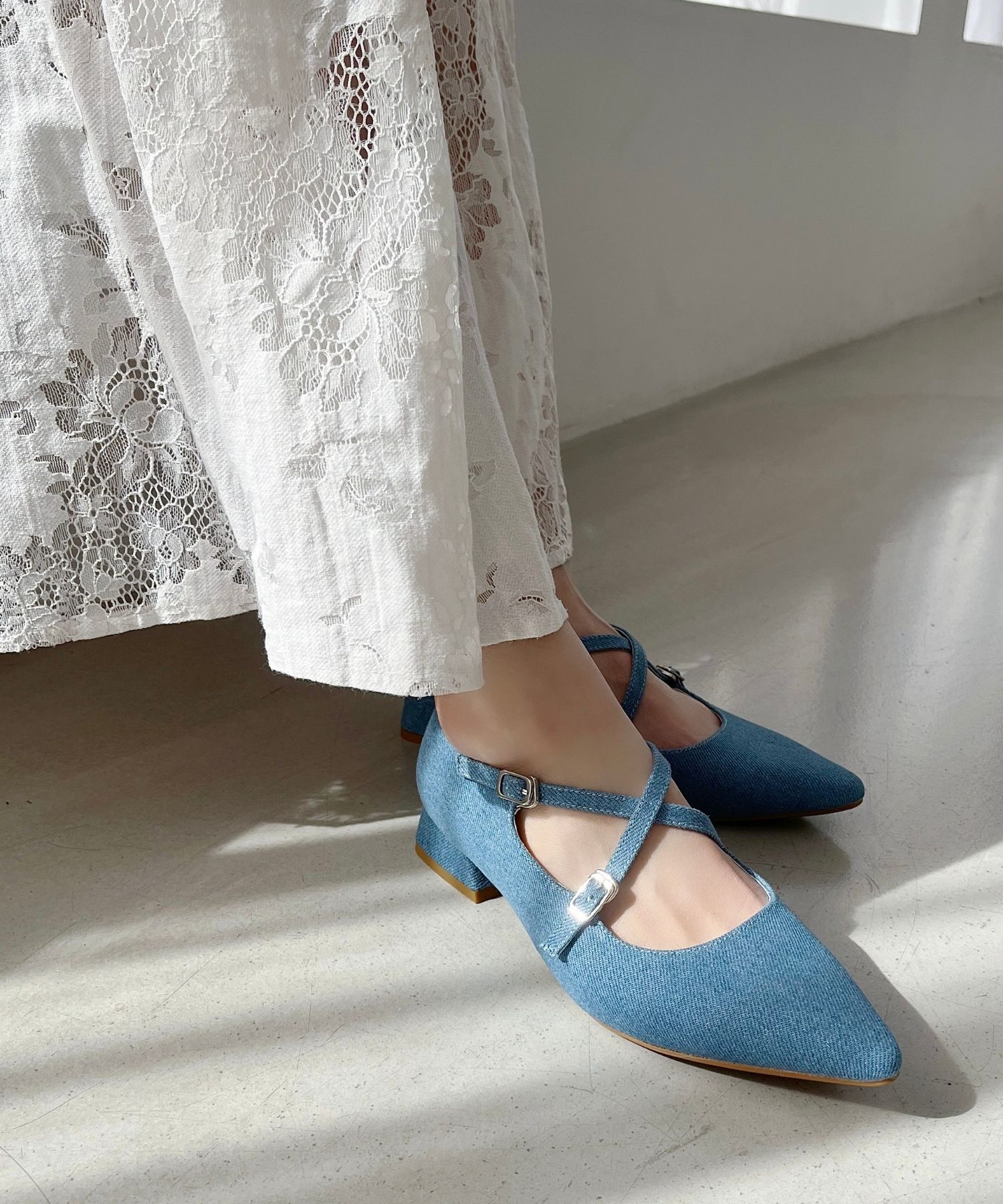 ORiental TRaffic「クロスストラップポインテッドトゥパンプス/51116　フラット トレンド 人気」|パンプス|BLUE