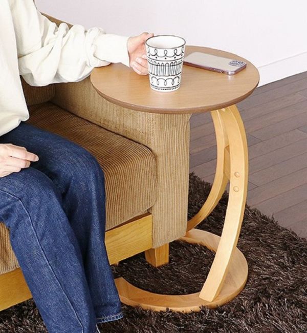 B-COMPANY「手元近くまで寄せられる　LOTUSサイドテーブル」|ステーショナリー|