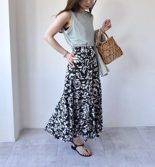 quaranciel「quaranciel:〈洗濯機可能〉リーフプリント セミフレア ロング スカート」|スカート|