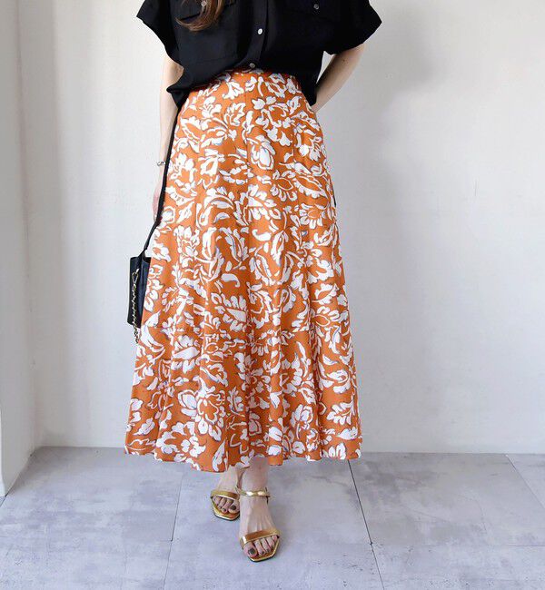 quaranciel「quaranciel:〈洗濯機可能〉リーフプリント セミフレア ロング スカート」|スカート|オレンジ