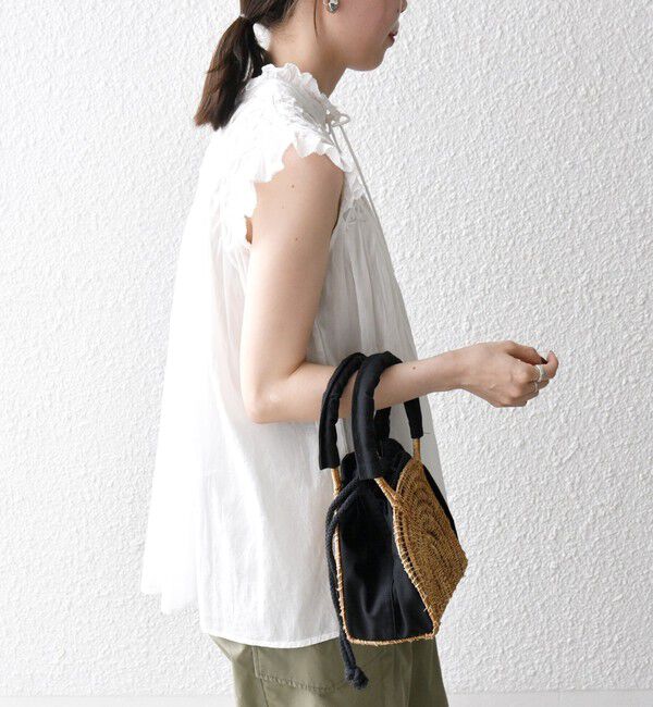 SHIPS any「SHIPS any:〈洗濯機可能〉ハンドスモッキング コットン フリル スタンドカラー ブラウス」|シャツ・ブラウス|