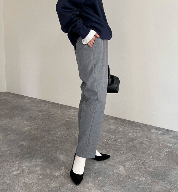 fredy emue「ウールライクスラブクロステーパードパンツ」|チノ|