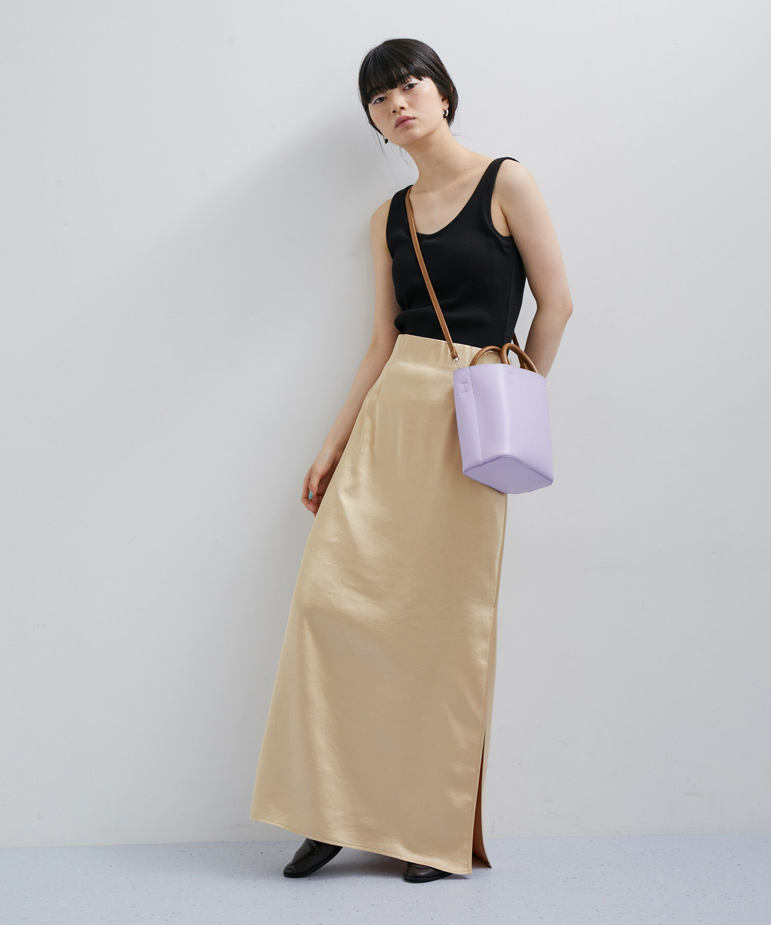 ADAM ET ROPE'「スリットサテンマーメイドスカート」|スカート|