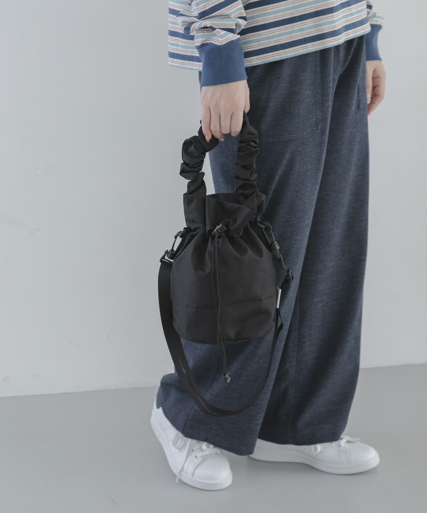 Sonny Label 「DRIFTER　GATHER HANDLE POUCH」|ショルダー・メッセンジャー|ブラック