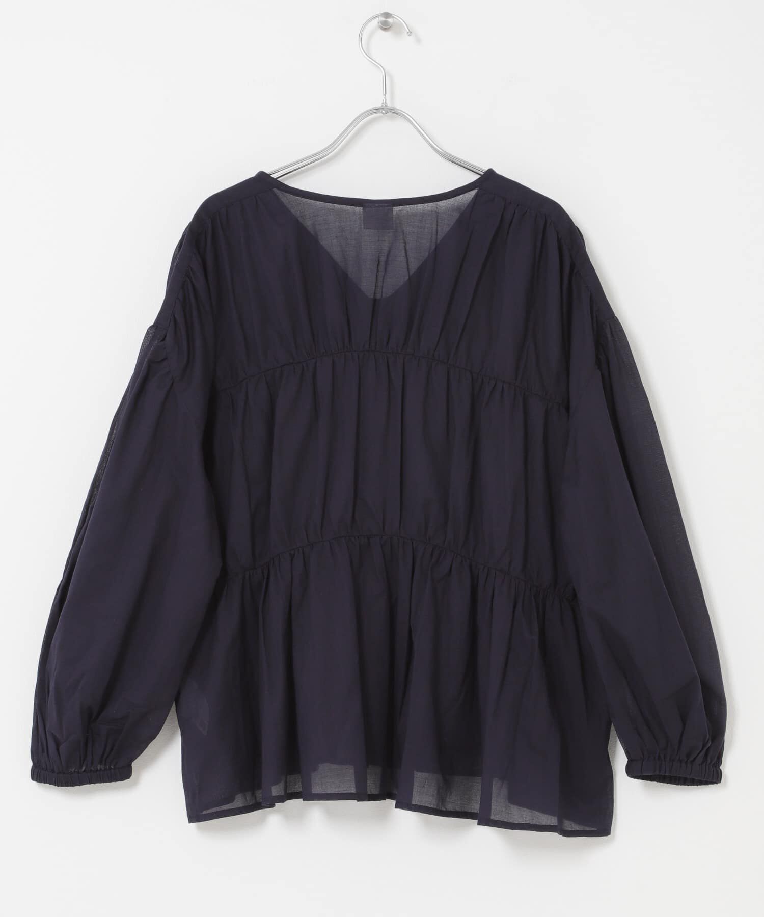 URBAN RESEARCH DOORS「『UR TECH』コットンギャザーVネックブラウス」|シャツ・ブラウス|