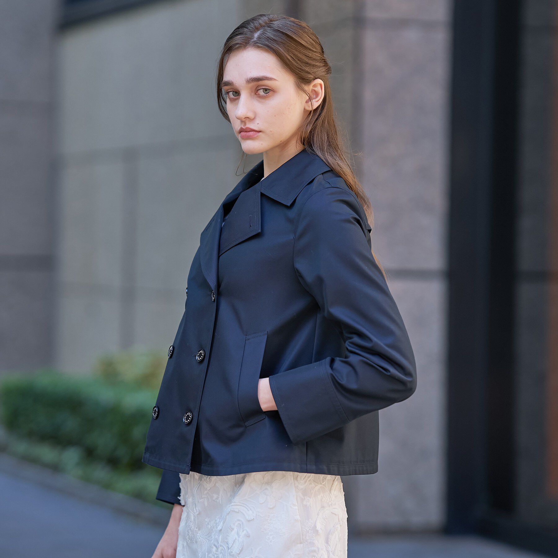 DRESSTERIOR「【ウォッシャブル/撥水素材】Aラインショートトレンチジャケット」|トレンチコート|