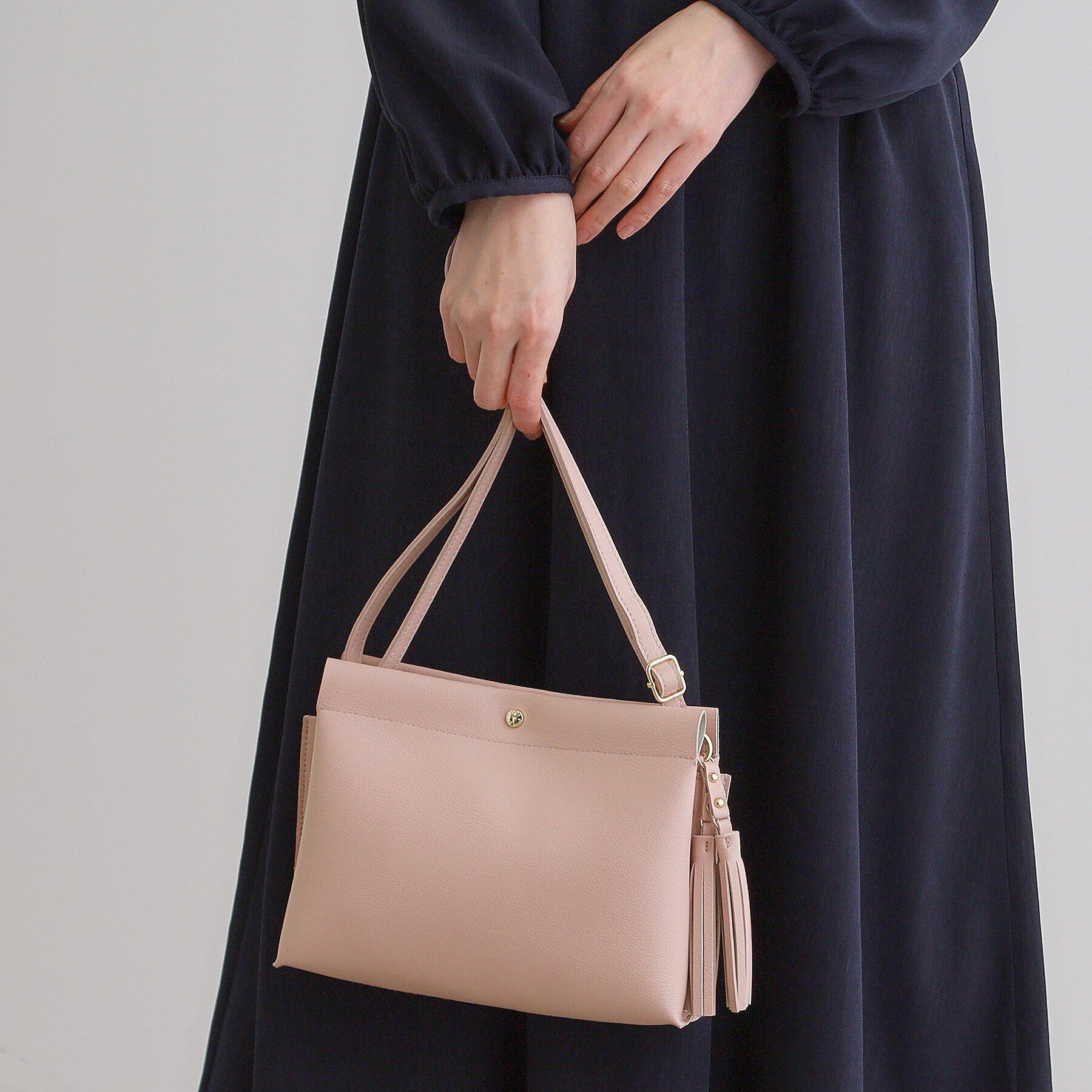 grove「【人間工学・軽量】シンプル3層タッセルショルダー」|ショルダー・メッセンジャー|ピンク(071)