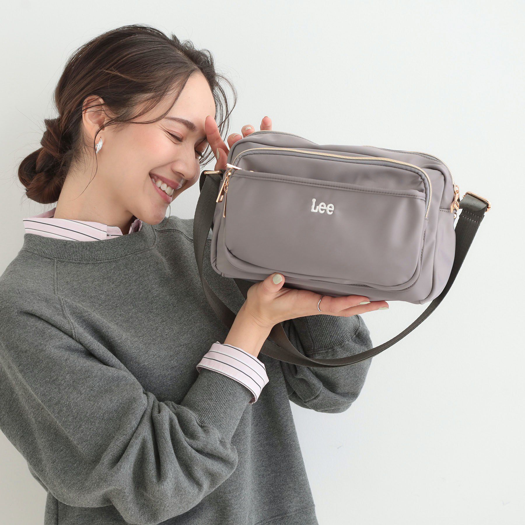 SHOO･LA･RUE「【Lee別注／撥水】7ポケットショルダーバッグ」|ショルダー・メッセンジャー|グレー(012)