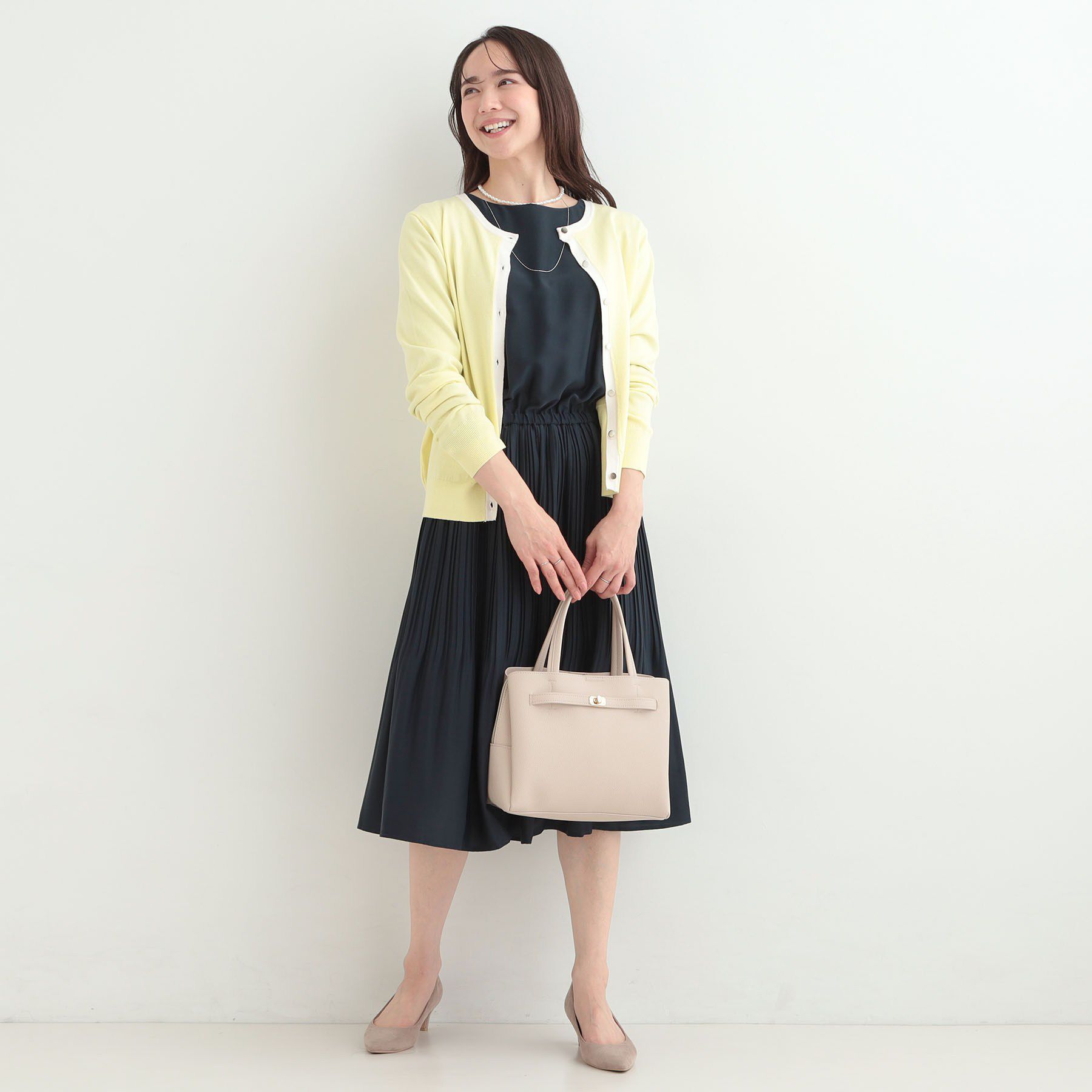 SHOO･LA･RUE「【洗濯機可/S-LL/アンサンブル可】パールボタンが上品　華やぎ配色カーディガン」|カーディガン|