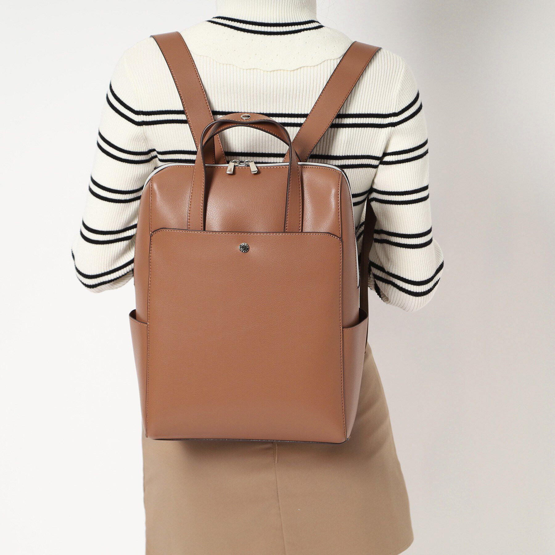 Ober Tashe「かるいかばん PC収納リュック」|リュック|