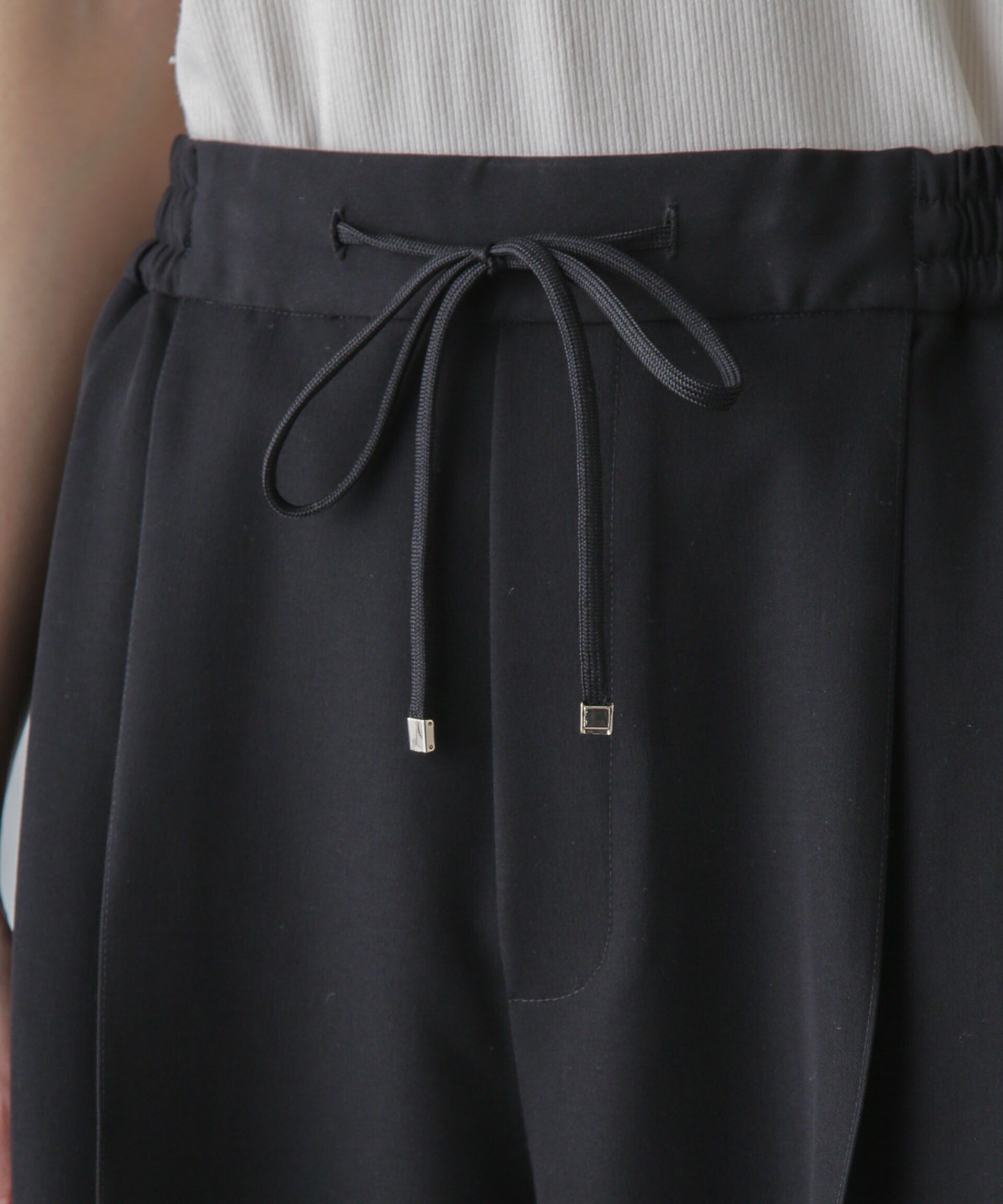 nano･universe「ピンタックイージーワイドパンツ」|チノ|