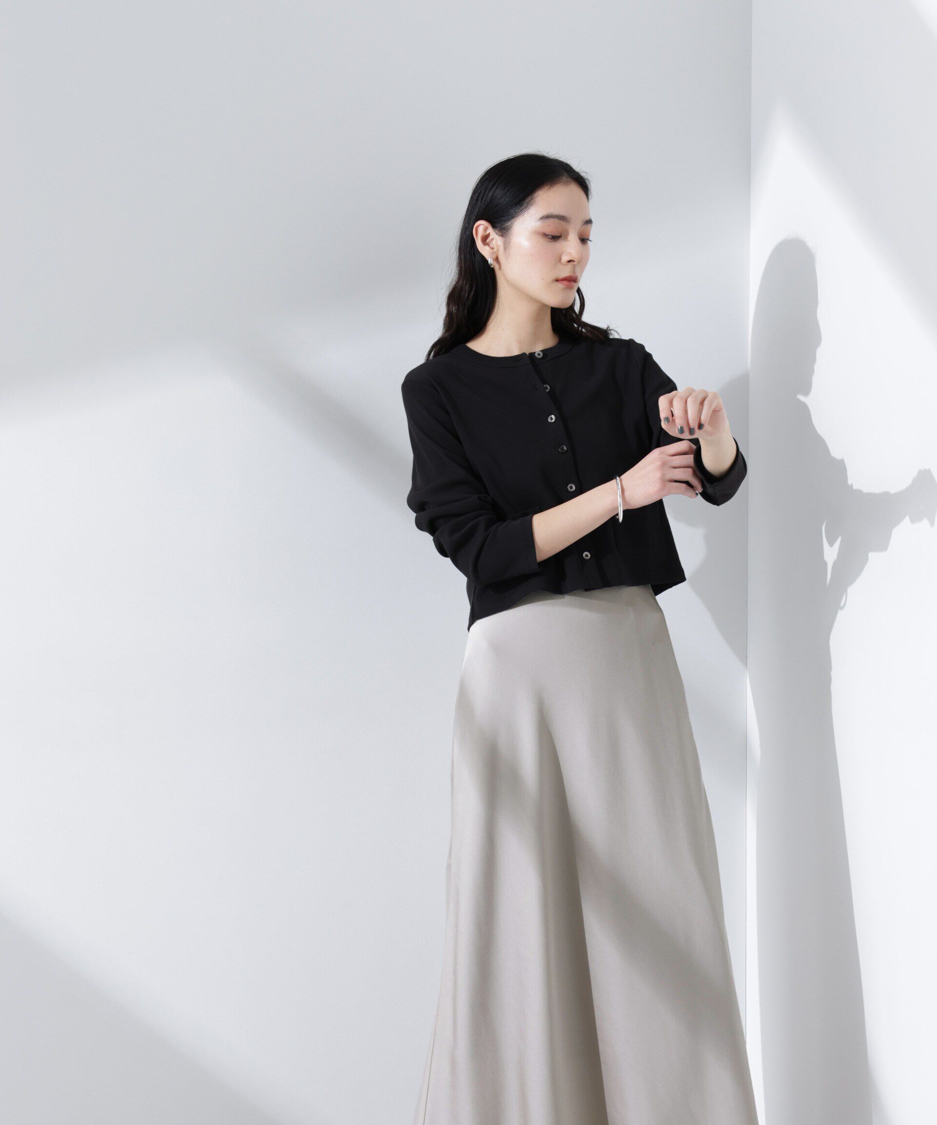 nano･universe「サテンバイヤスロングナロースカート」|スカート|