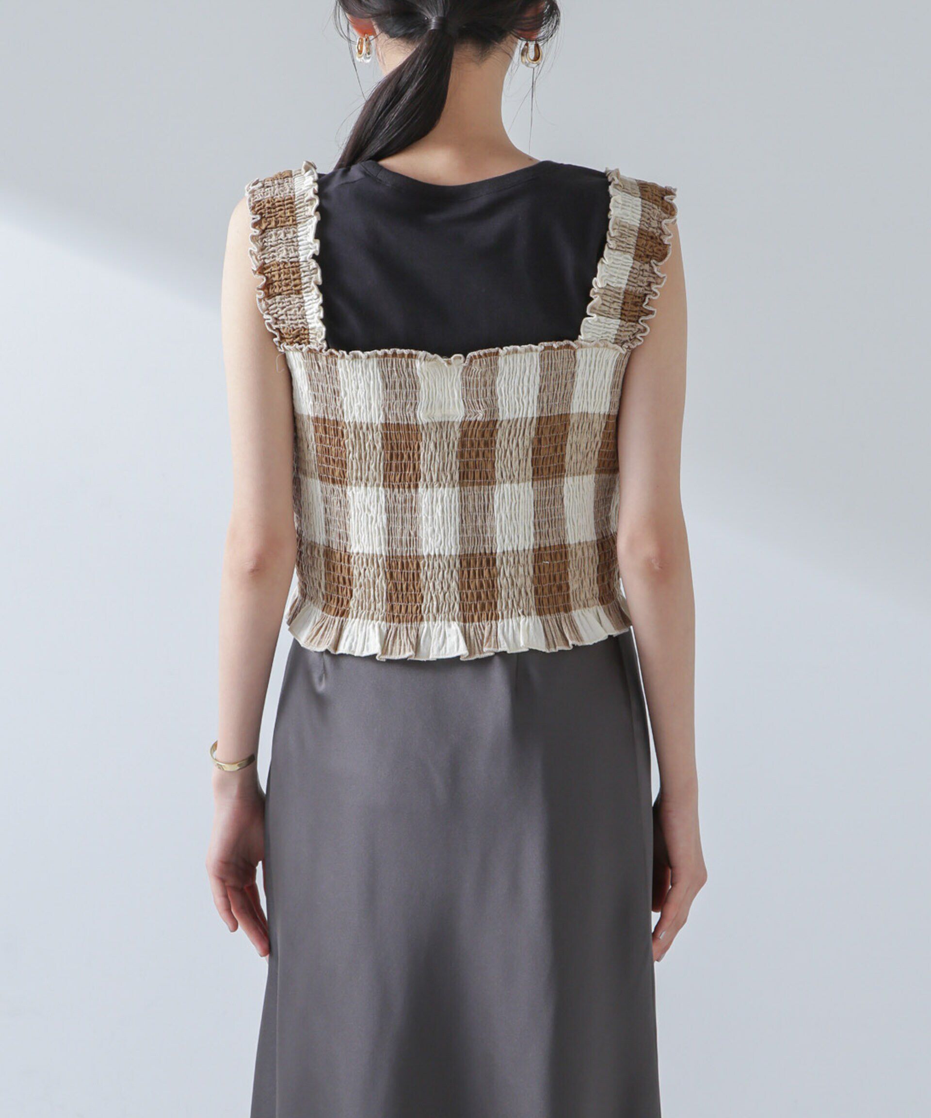 nano･universe「RITA ROW/Checkered smocked body top」|ダウンベスト・ベスト|