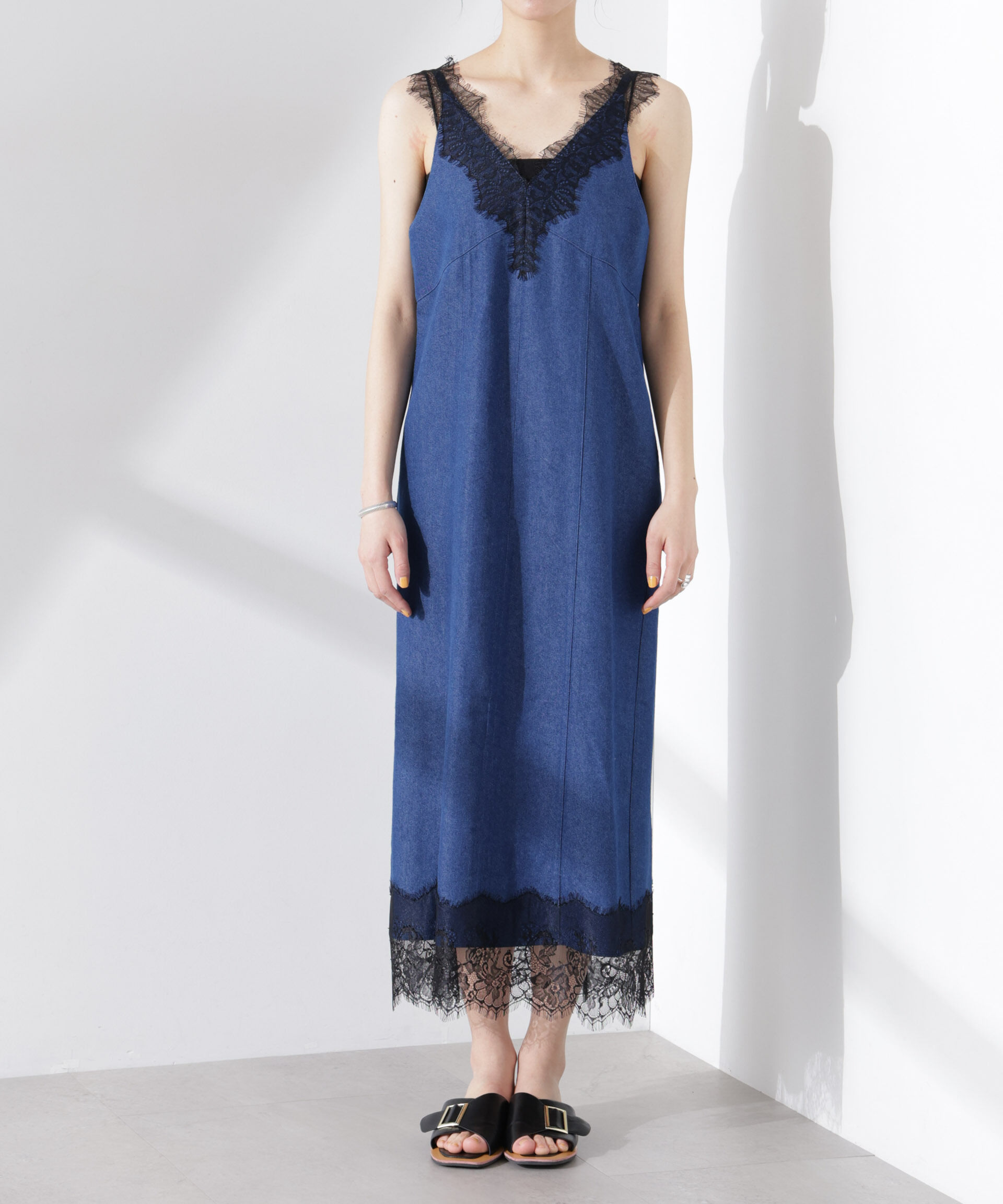 nano･universe「レースディティールデニムドレス」|ワンピース|