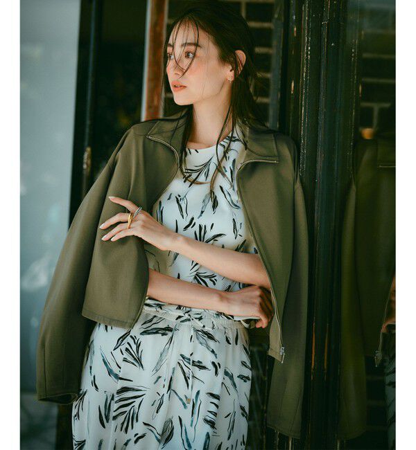 23区「【洗える】スリークボタニカルプリント ドロスト パンツ」|その他|