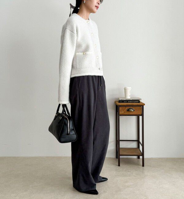 fredy emue「シルキーウォームセミワイドイージーパンツ」|チノ|