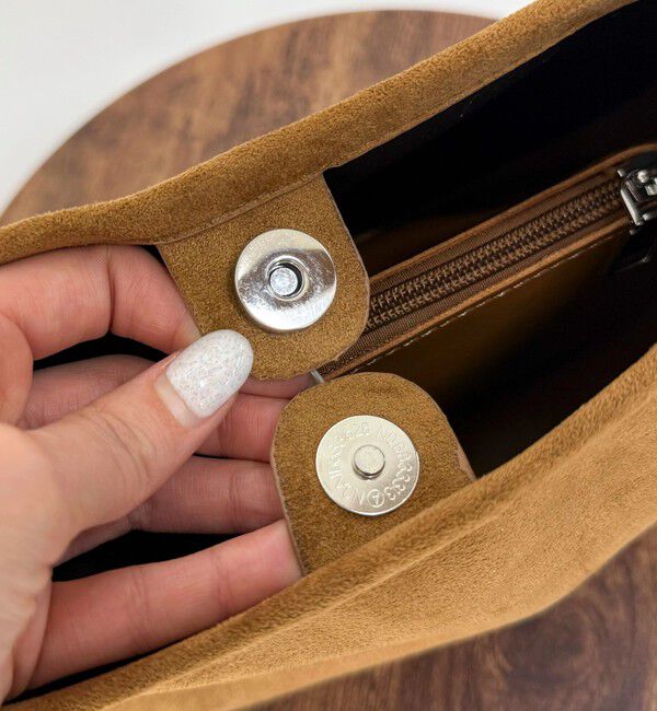 fredy emue「ホルダーチャーム付きワンハンドルバッグ」|ショルダー・メッセンジャー|