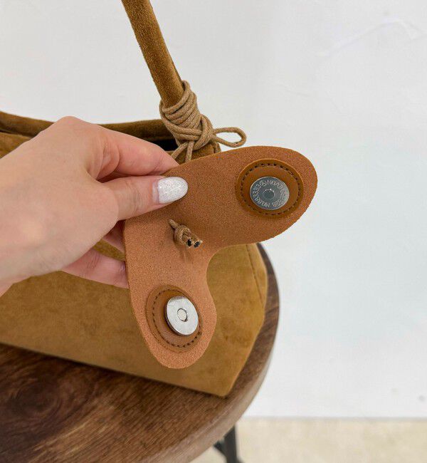 fredy emue「ホルダーチャーム付きワンハンドルバッグ」|ショルダー・メッセンジャー|