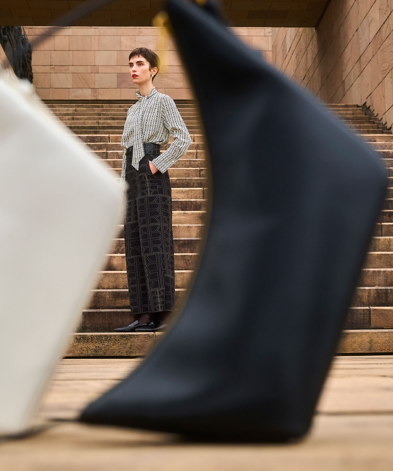 ROPE「アシンメトリーセイルフォルムバッグ」|ハンドバッグ|