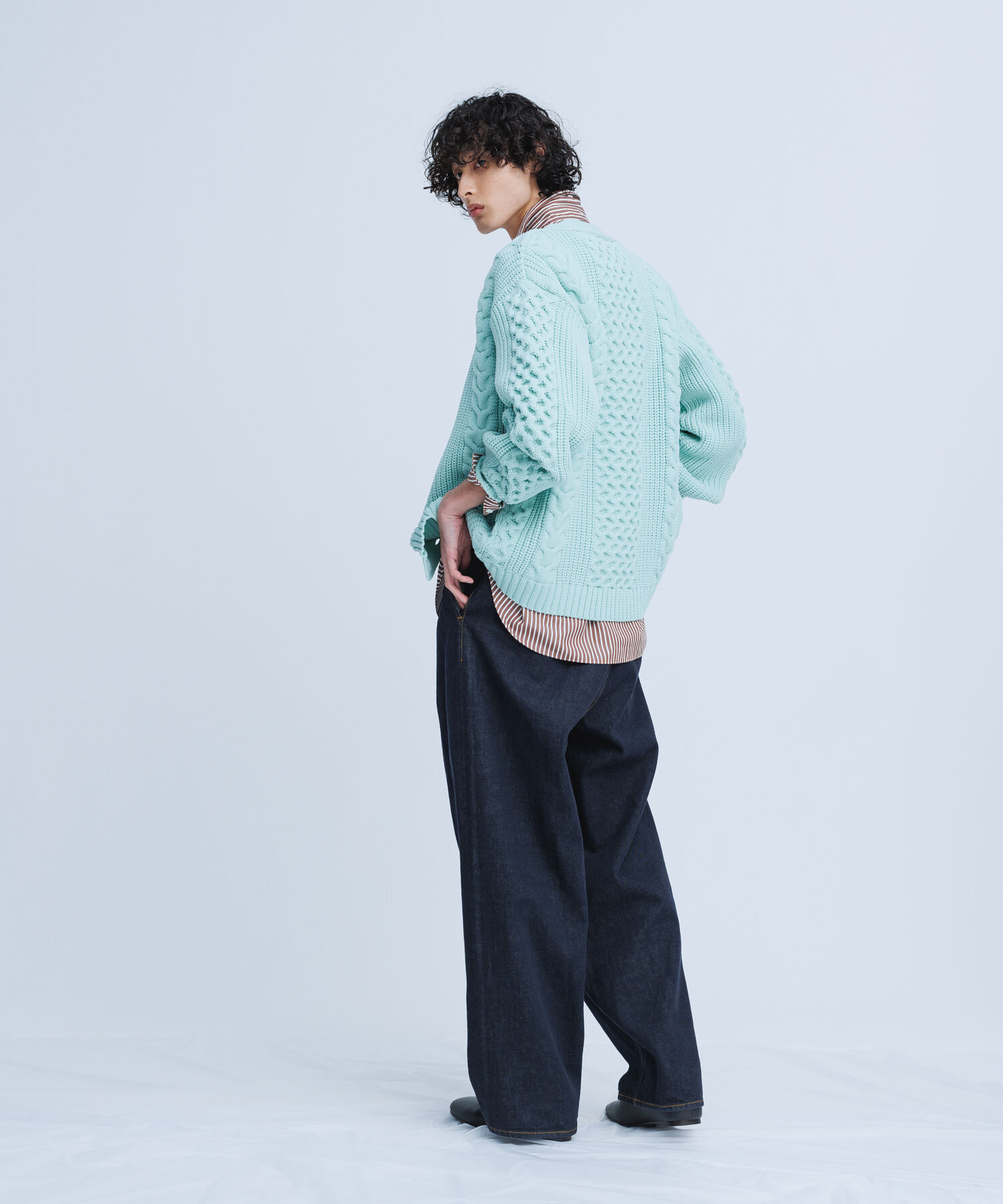 ADAM ET ROPE'「【コットンUSA】デニム 3タック ワイド スラックス / サステナブル / セットアップ対応」|デニム|