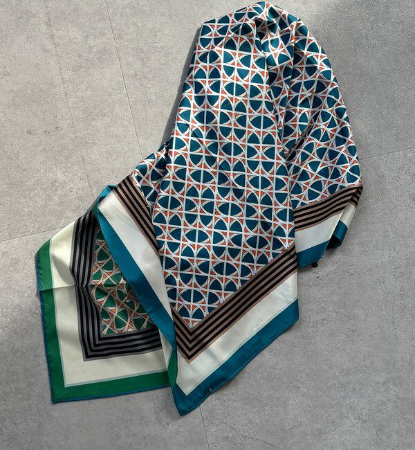  「【WEB限定】リバーシブル幾何柄スカーフ」|マフラー|